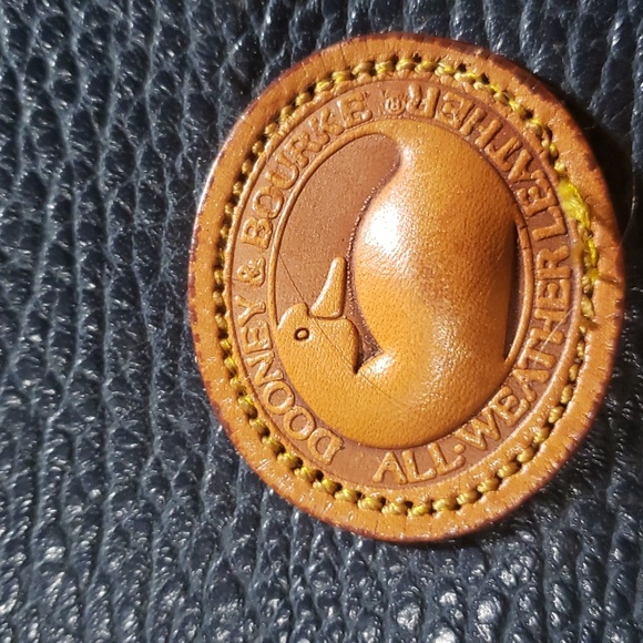 Preloved Dooney and Bourke Crossbody/Purse.offers welcome please 🙏 - Picture 2 of 6